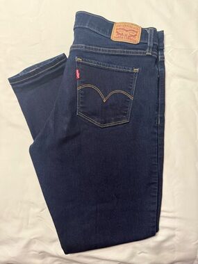 Levi 311 Shaping Skinny 31